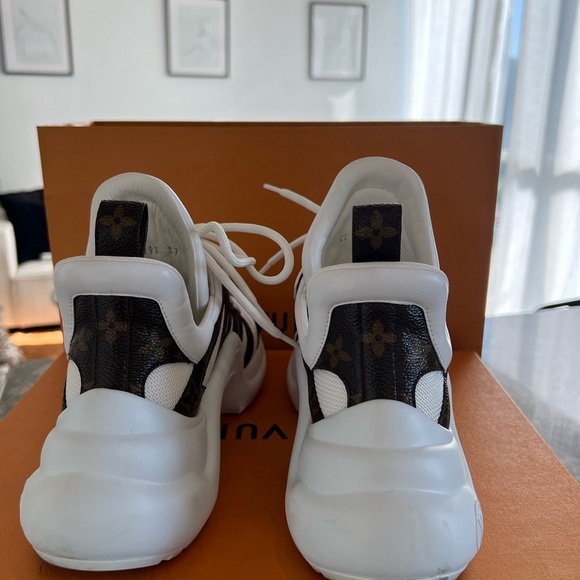 Louis Vuitton Archlight Sneaker - Picture 4 of 4